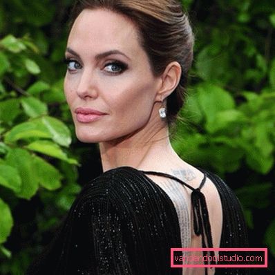 Neposkvrněný styl Angeliny Jolie