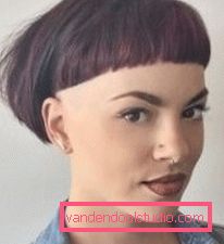 Střih stránky Elegantní účes pro krátké a střední vlasy