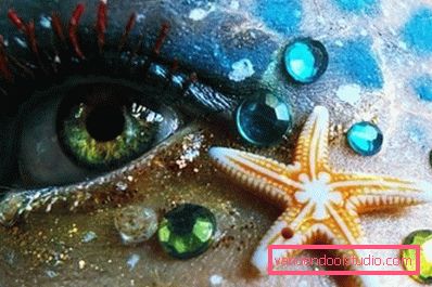 oční make-up v obraze mořské panny na Halloween oční make-up v obraze mořské panny na Halloween