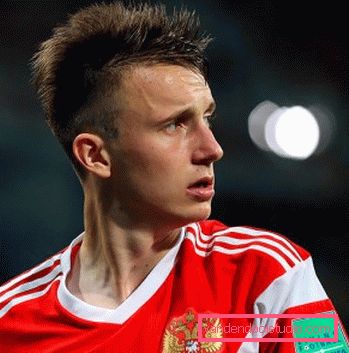 Účes Alexander Golovin 2018